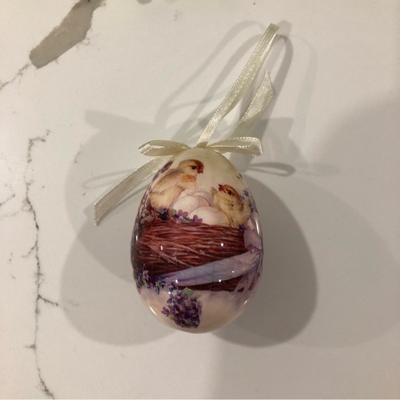 Hand painted Lacquered  Wood Egg Easter 🐣 3" Ornament VTG - Picture 2 of 4